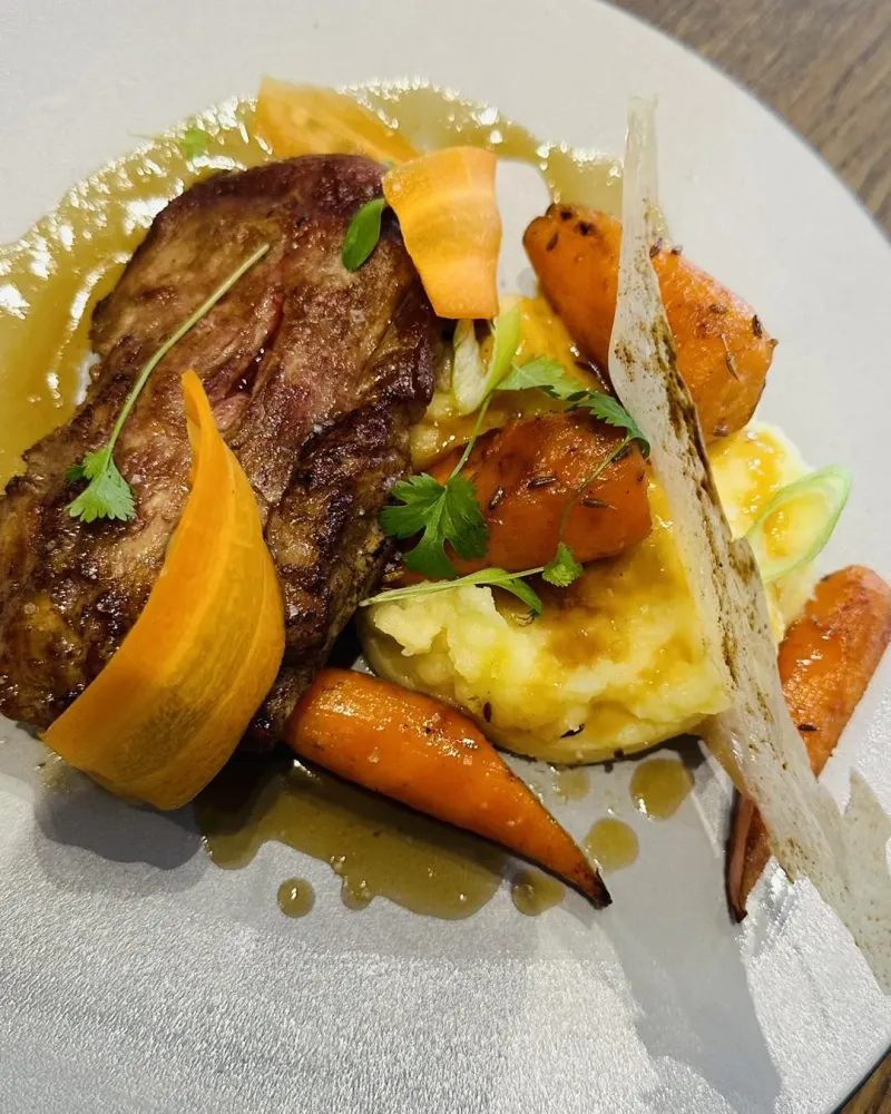 Restaurant près de Bras